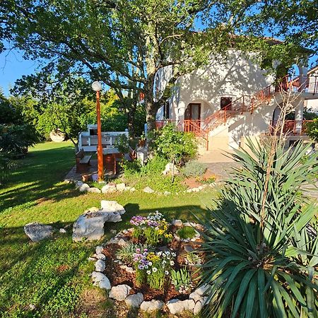 Villa Kucan Porat  Exterior foto